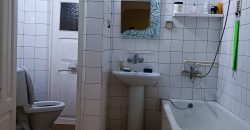 იყიდება 2 სართულიანი სახლი ქ. გორის ცენტრში