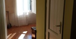 ქირავდება 1 ოთახიანი ბინა კომბინატში