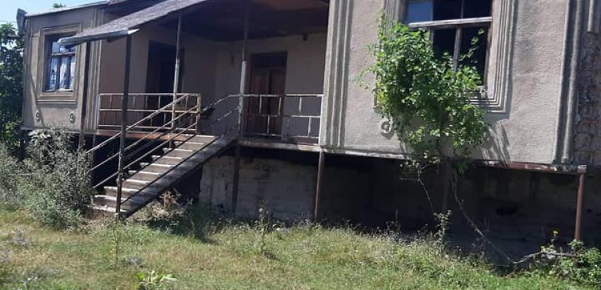 იყიდება სახლი გორის რაიონ სოფელ თერგვისში