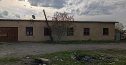 იყიდება კომერციული შენობა გორში, წმინდაწყლის დასახლებაში