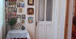 იყიდება 4 ოთახიანი ბინა გორში კომბინატის დასახლებაში