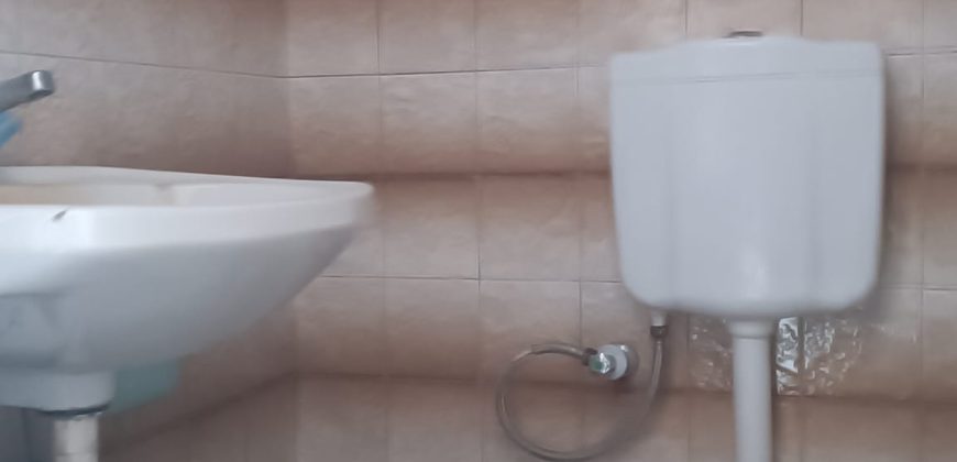 იყიდება 2 სართულიანი სახლი გორში