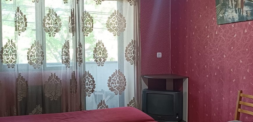 ქირავდება 1 ოთახიანი ბინა გორში, სტალინის გამზირზე