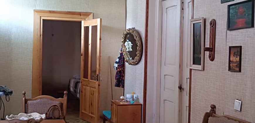 იყიდება 2 სართულიანი სახლი ქ. გორის ცენტრში