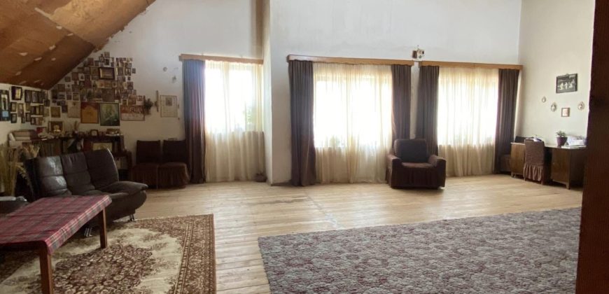იყიდება ჩეხური დუპლექსი გორში, კომბინატის დასახლებაში