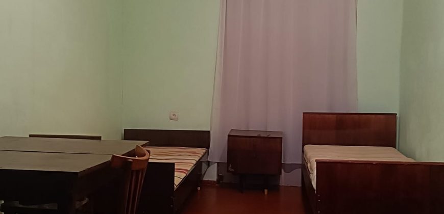 ქირავდება საკუთარი სახლის 1 ოთახი.