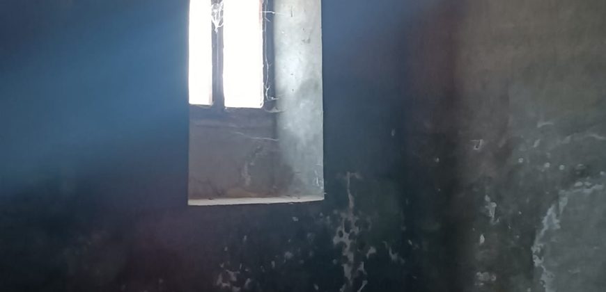 იყიდება სახლი ქ. გორის ცენტრში
