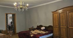 იყიდება 2 სართულიანი სახლი ქ. გორის ცენტრში