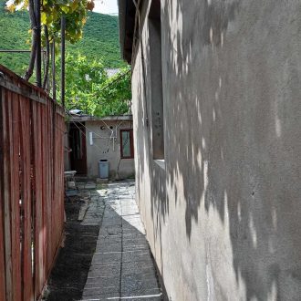 იყიდება საკუთარი სახლი გორში, სადგურის დასახლებაში
