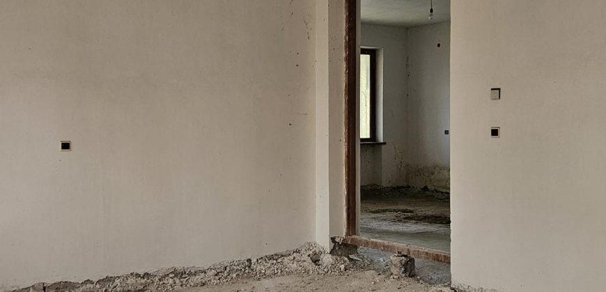 იყიდება სახლი გორის რაიონ, სოფ. რეხაში