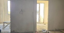 იყიდება 3 ოთახიანი ბინა ქ. გორის ცენტრში