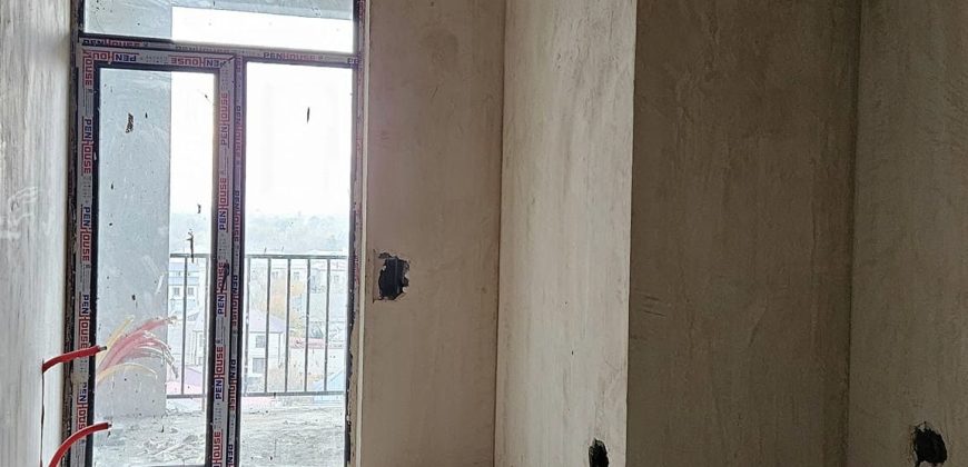 იყიდება ბინა ქ. გორის ცენტრში