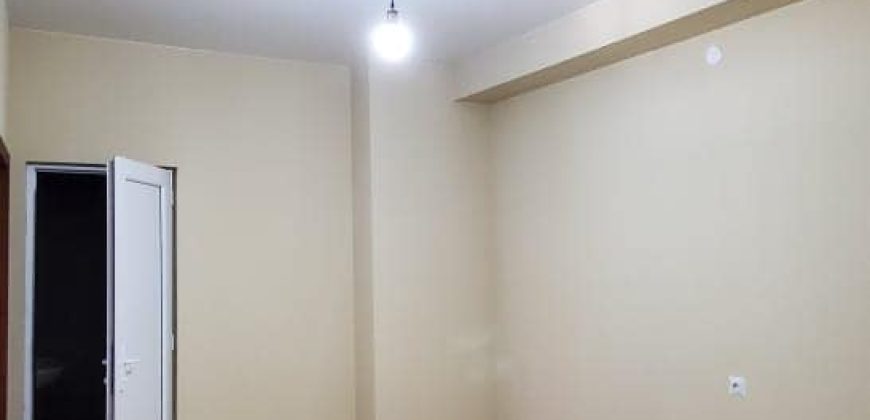 იყიდება 3 ოთახიანი ბინა ქ. გორის ცენტრში