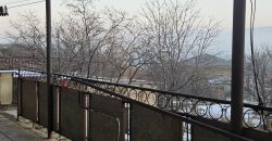 იყიდება სახლი გორის რაიონ, სოფ. ტინისხიდში