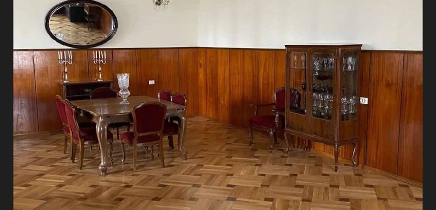 იყიდება 2 სართულიანი სახლი თელავში