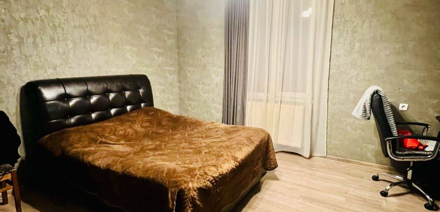 იყიდება სახლი ქ. გორის ცენტრში