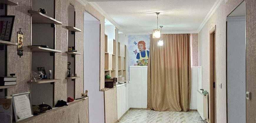 ქირავდება საკუთარი სახლის პირველი სართული ქ. გორის ცენტრში