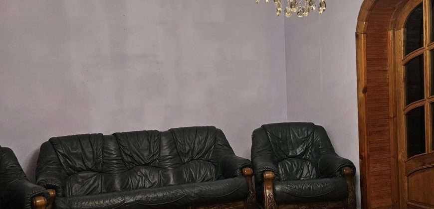 იყიდება საკუთარი სახლი გორში, სამხატვრო სკოლის მიმდებარედ