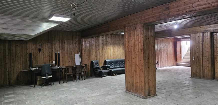 იყიდება საკუთარი სახლი გორში, სამხატვრო სკოლის მიმდებარედ