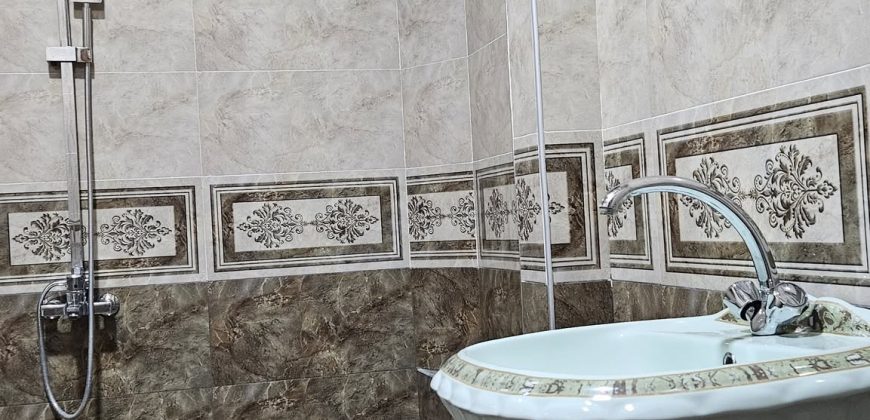 იყიდება საკუთარი სახლი გორში, სამხატვრო სკოლის მიმდებარედ