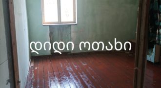 იყიდება 3 ოთახიანი ბინა გორის რაიონ, სოფ. ახალდაბაში