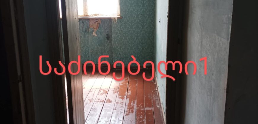 იყიდება 3 ოთახიანი ბინა გორის რაიონ, სოფ. ახალდაბაში
