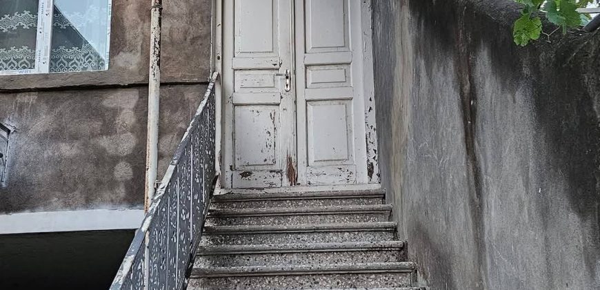 იყიდება 2 სართულიანი სახლი ქ. გორის ცენტრში