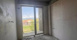 იყიდება 2 ოთახიანი ბინა გორში, წმინდა წყლის დასახლებაში