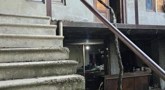 იყიდება 2 სართულიანი სახლი ქ. გორის ცენტრში