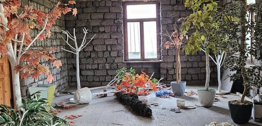 იყიდება 2 სართულიანი სახლი გორის რაიონ, სოფ. ხიდისთავში