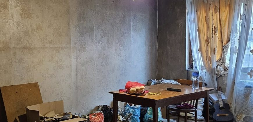 იყიდება 4 ოთახიანი ბინა გორში, ჭალის დასახლებაში