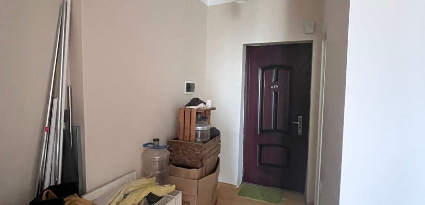 იყიდება 2 ოთახიანი ბინა გორში, კომბინატის დასახლებაში