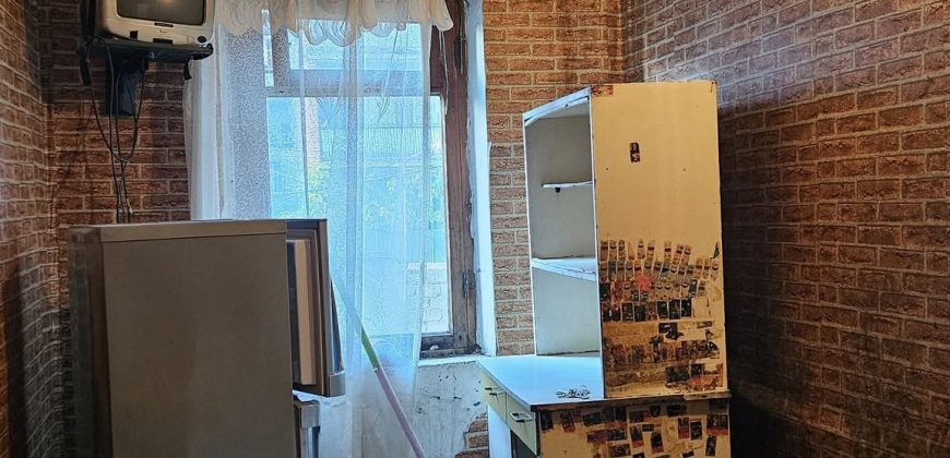 იყიდება 4 ოთახიანი ბინა გორში, ჭალის დასახლებაში