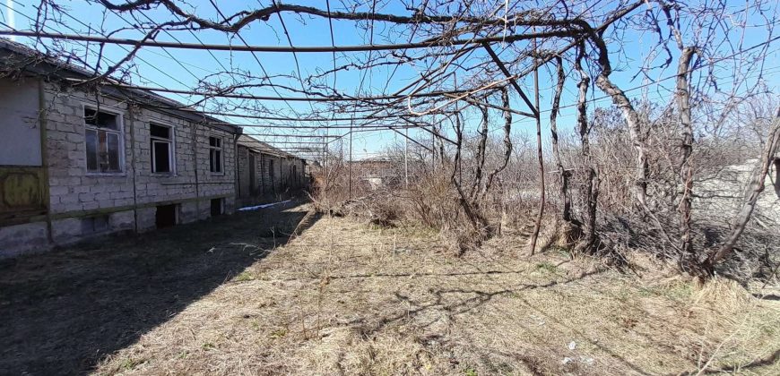 იყიდება სახლი გორის რაიონ, სოფ. ფლავში