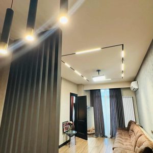 იყიდება 2 ოთახიანი ბინა ქ. გორის ცენტრში