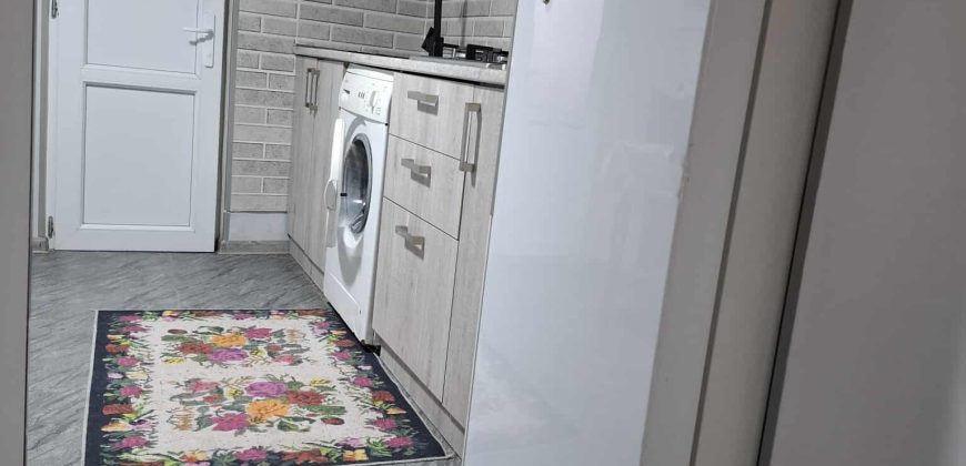 ქირავდება 2 ოთახიანი ბინა საკუთარი სახლის პირველ სართულზე გორში, კვერნაკის დასახლებაში