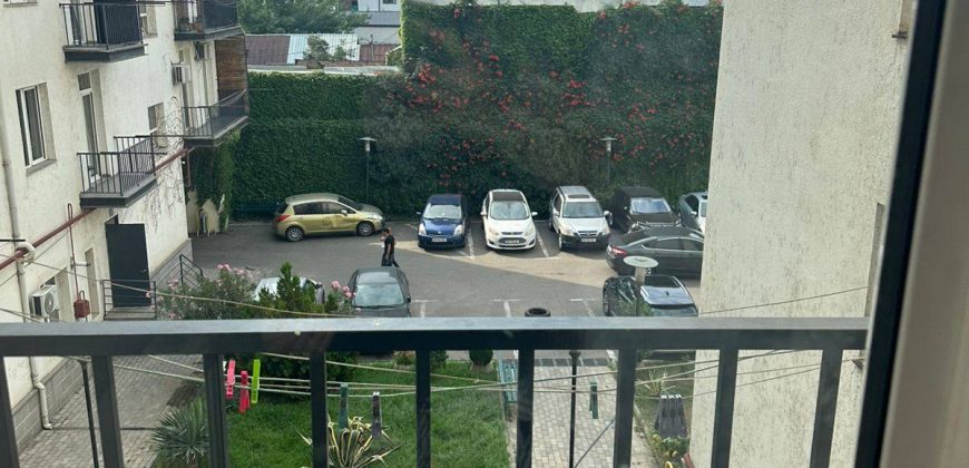 ქირავდება, 2 ოთახიანი ბინა თბილისი, ჩუბინაშვილის ქუჩაზე