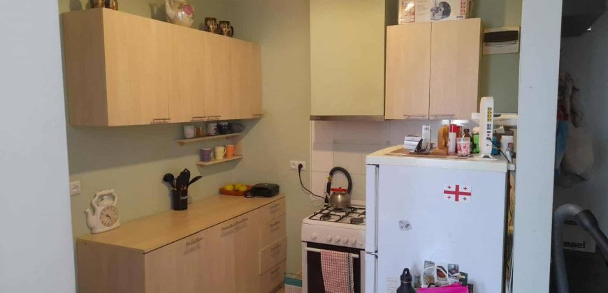 იყიდება 3 ოთახიანი ბინა თბილისში, დიღმის მასივში