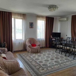 იყიდება 3 ოთახიანი ბინა თბილისში, დიღმის მასივში