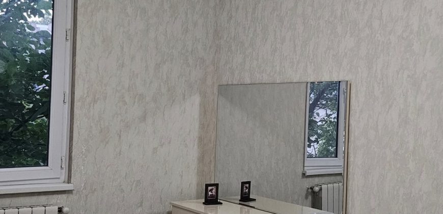 ქირავდება 3 ოთახიანი ბინა ქ. გორის ცენტრში