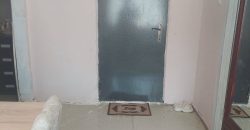 იყიდება 2 ოთახნახევრიანი ბინა გორში, წმინდა წყლის დასახლებაში