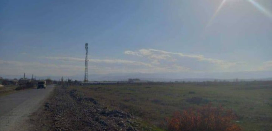 იყიდება მიწის ნაკვეთი გორის რაიონ, სოფ. ძევერაში