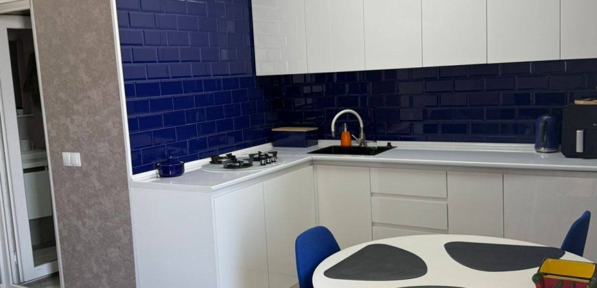 იყიდება ოთახნახევრიანი ბინა გორში, ვერხვების დასახლებაში