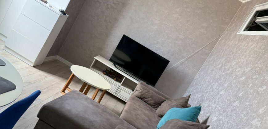 იყიდება ოთახნახევრიანი ბინა გორში, ვერხვების დასახლებაში