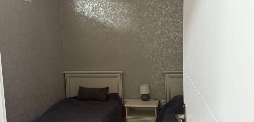 იყიდება ოთახნახევრიანი ბინა გორში, ვერხვების დასახლებაში