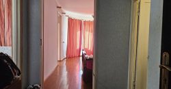 იყიდება 2 ოთახიანი ბინა ქ. გორის ცენტრში