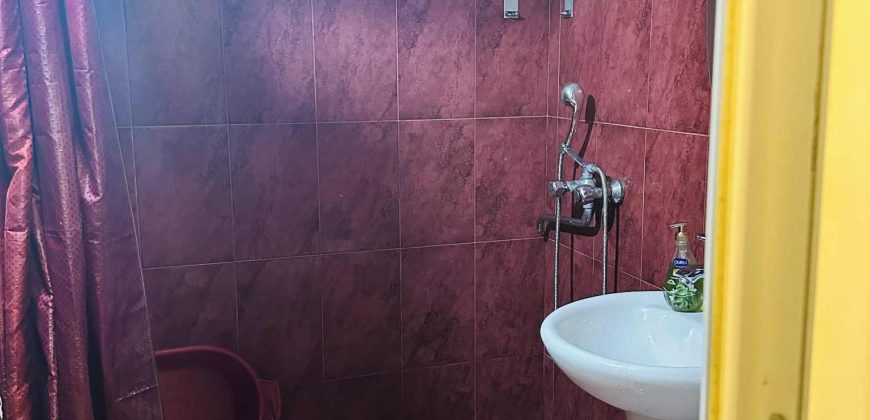 იყიდება 2 ოთახიანი ბინა გორში, ჭალის დასახლებაში