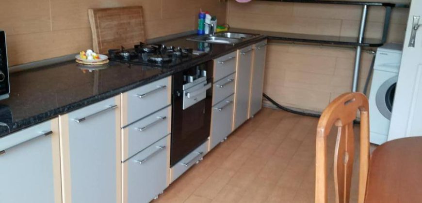 იყიდება 4 ოთახიანი ბინა გორში, სტალინის გამზირზე