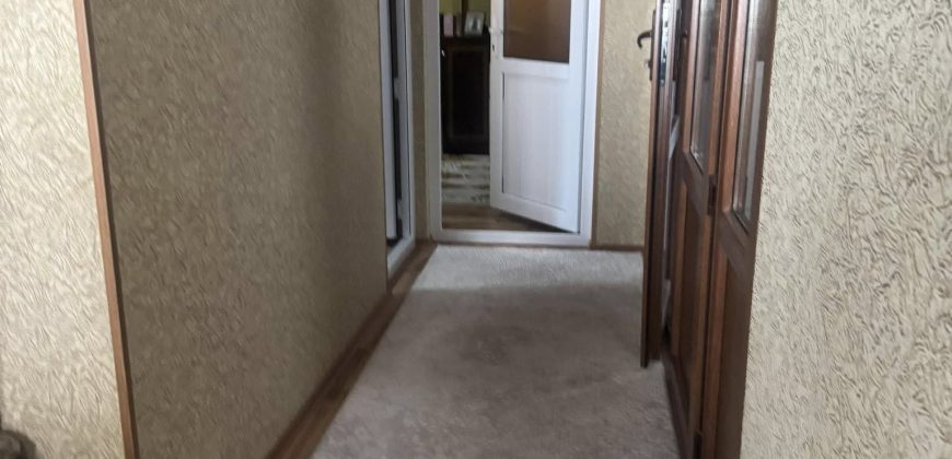 იყიდება 3 ოთახიანი ბინა გორში, წმინდა წყლის დასახლებაში