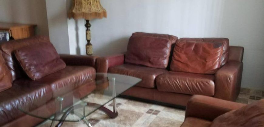 იყიდება 4 ოთახიანი ბინა გორში, სტალინის გამზირზე